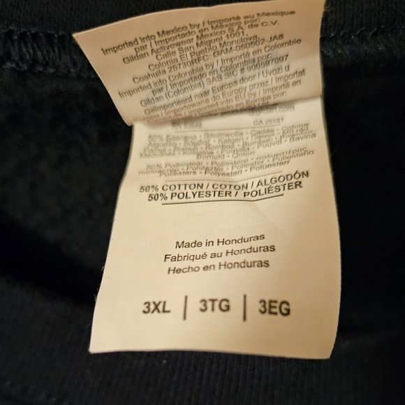 I Just Want To Drink Wine And Pet My Dog Sweatshirt - Picture 3 of 4